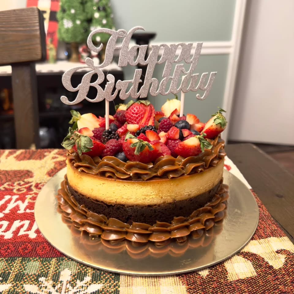 Fruit topped cheesecake