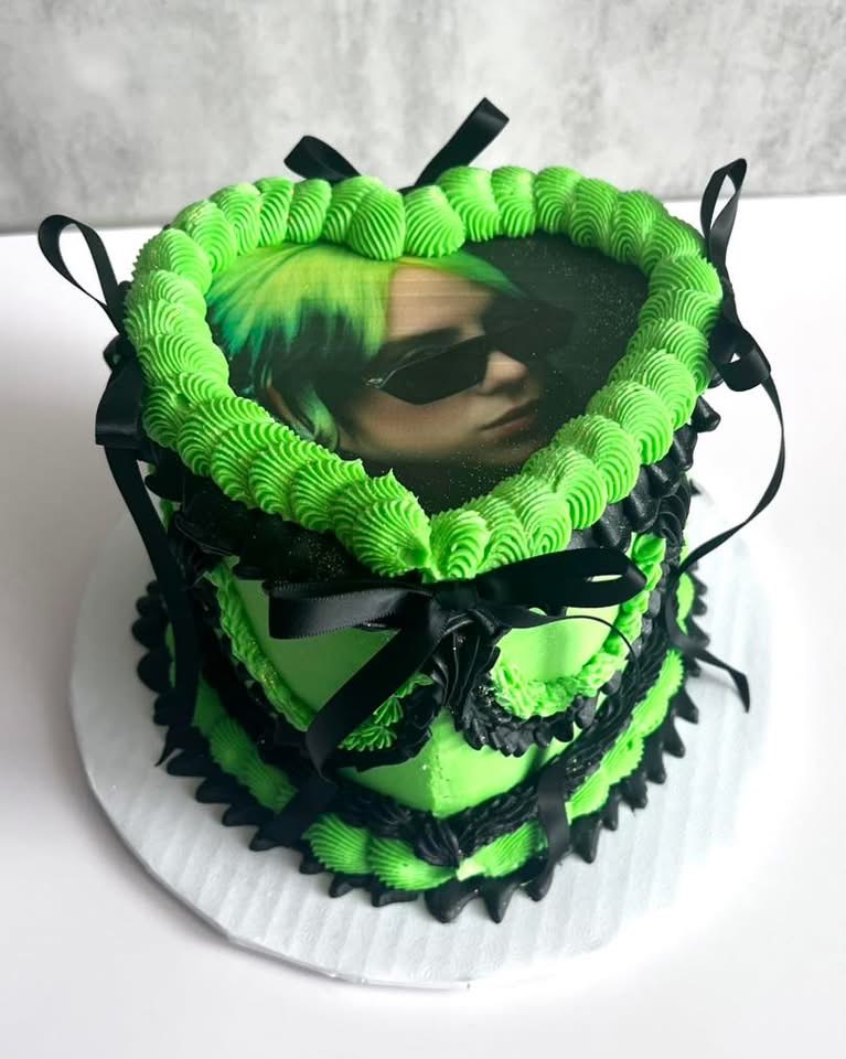 Green and black heart cake